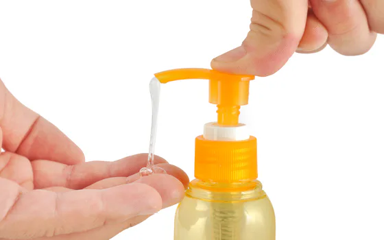 Mix the shampoo